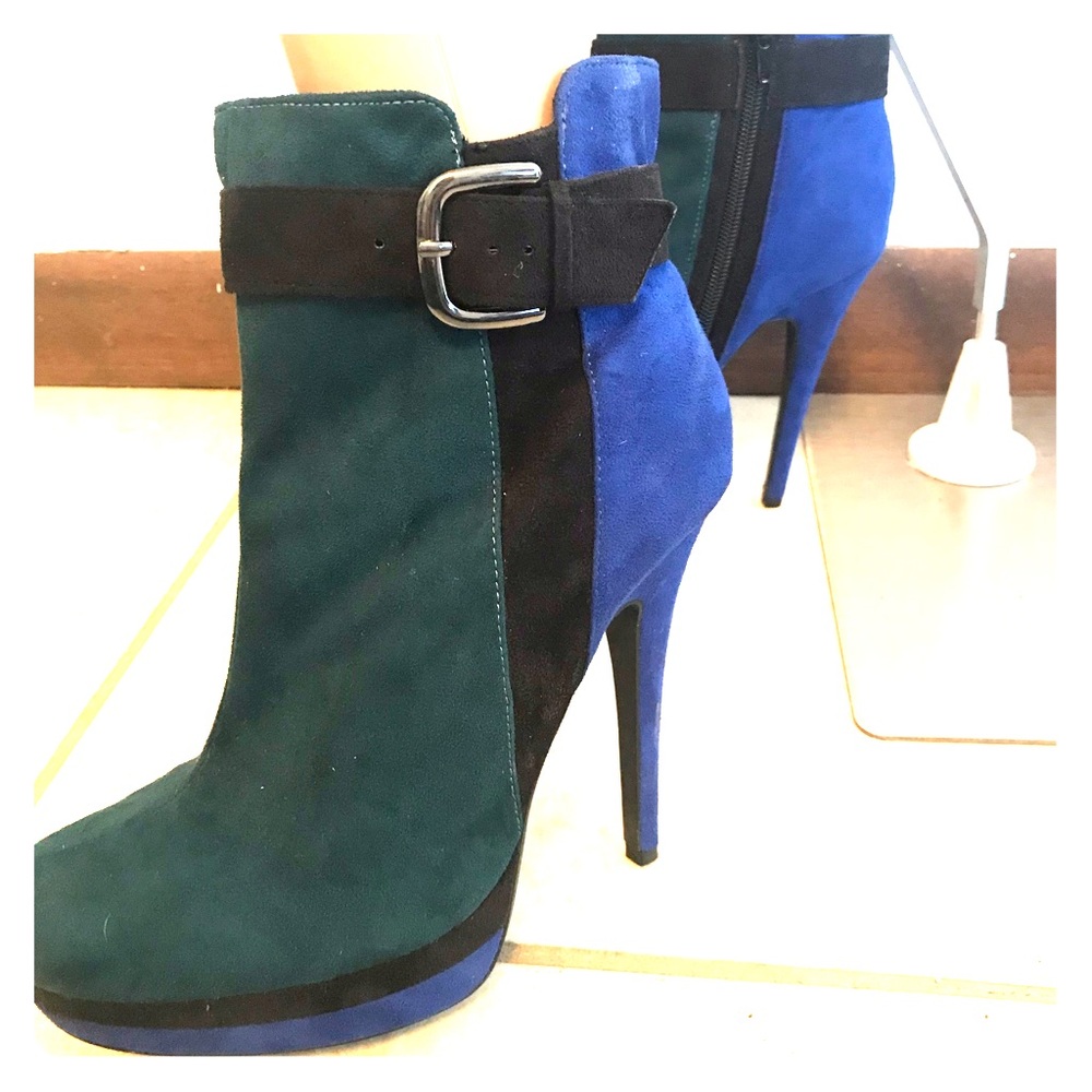 Paprika Stiletto Heel Booties Size 8 Medium